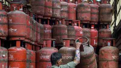Commercial LPG prices cut by Rs 183.50; Delhi rate drops to Rs 2,930