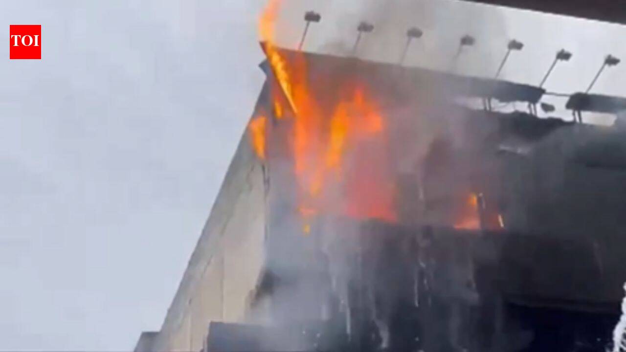 Fire breaks out in basement of Delhi building; no casualties reported