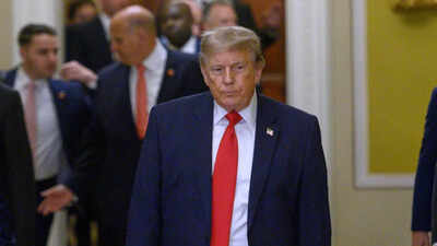 Trump announces first-ever two-day Republican midterm convention in Dallas