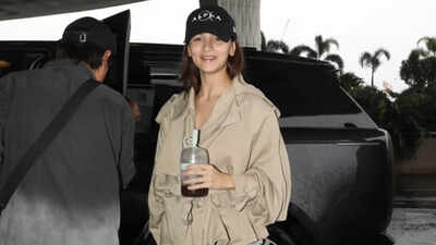 Alia Bhatt promotes 'Alpha' in style at Mumbai airport; jets out of city ahead of spy film release - WATCH