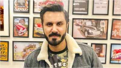 Pakistani singer Mustapha Zahid reacts as Amaal Mallik re-writes 'Awarapan' song for sequel; 'Borders are dangerous, but so is love'