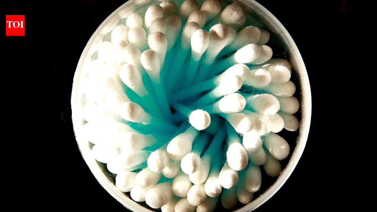 In 1923, cotton merchant saw his wife using strips of cotton wool to cover up the pointed end of the wooden toothpicks used for cleaning their baby's ears, Leo Gerstenzang transformed toothpicks by adding cotton and created the Q Tip