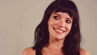 Lily Allen defends her hour-long show amid criticism: 'It's my artistic choice not to talk to the audience'