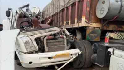 4 Amarnath pilgrims from Rajasthan's Balotra killed, 8 injured in Punjab road accident