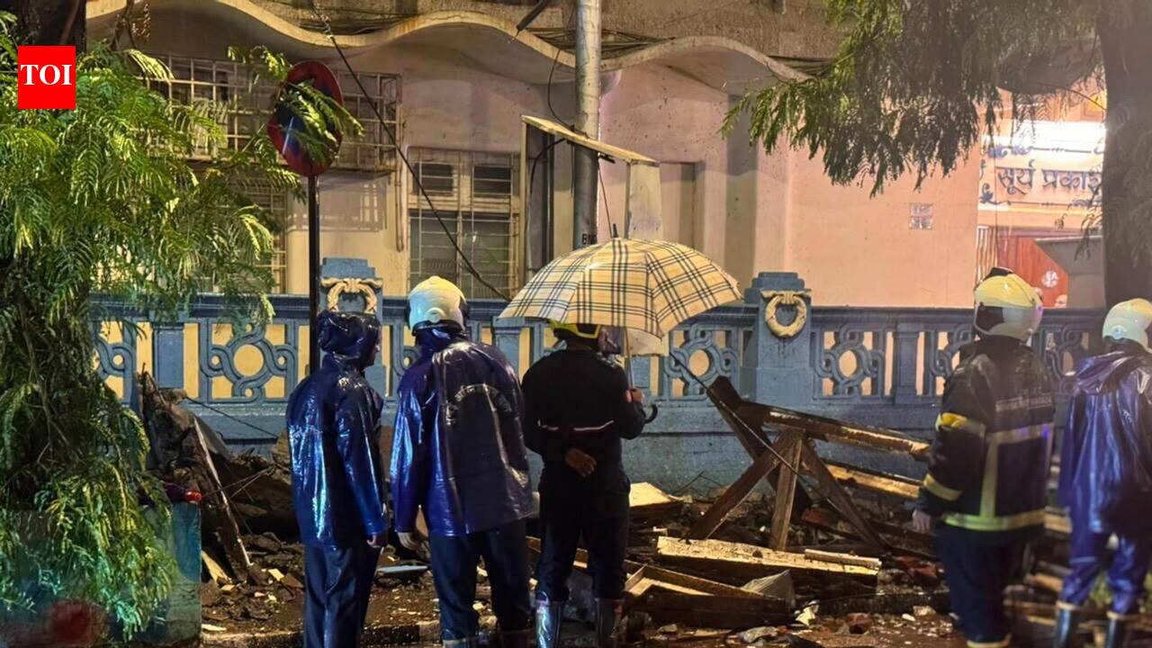 Pedestrian dies after balcony of Mhada cessed building collapses at Walkeshwar