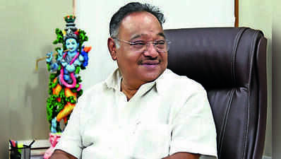 पश्चिम बंगाल ने दशकों बाद निवेश के लिए आदित्य बिड़ला समूह को आमंत्रित किया