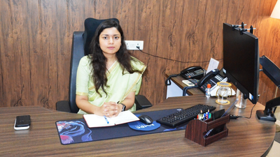 Lucknow's Prashasti Srivastav becomes first woman Sr DCM of NER Varanasi