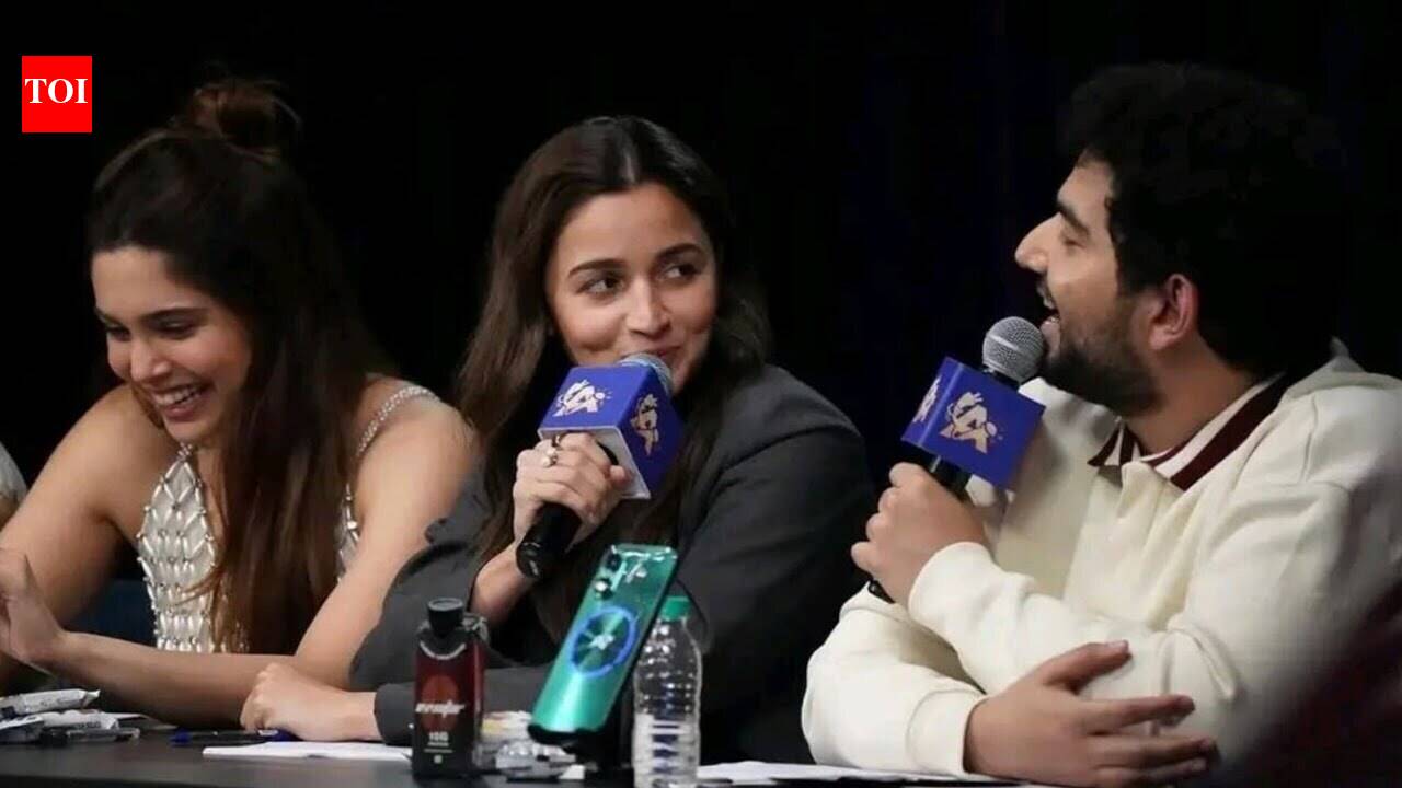 ‘कौन बोला?’ : आलिया भट्ट ने समय रैना के इंडियाज़ गॉट लेटेंट 2 में अपनी उपस्थिति के लिए भुगतान किए जाने पर एक मजाकिया वापसी की | हिंदी मूवी समाचार