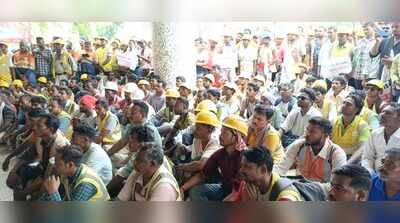 Over 1,200 march to DC office protesting closure of cement plant