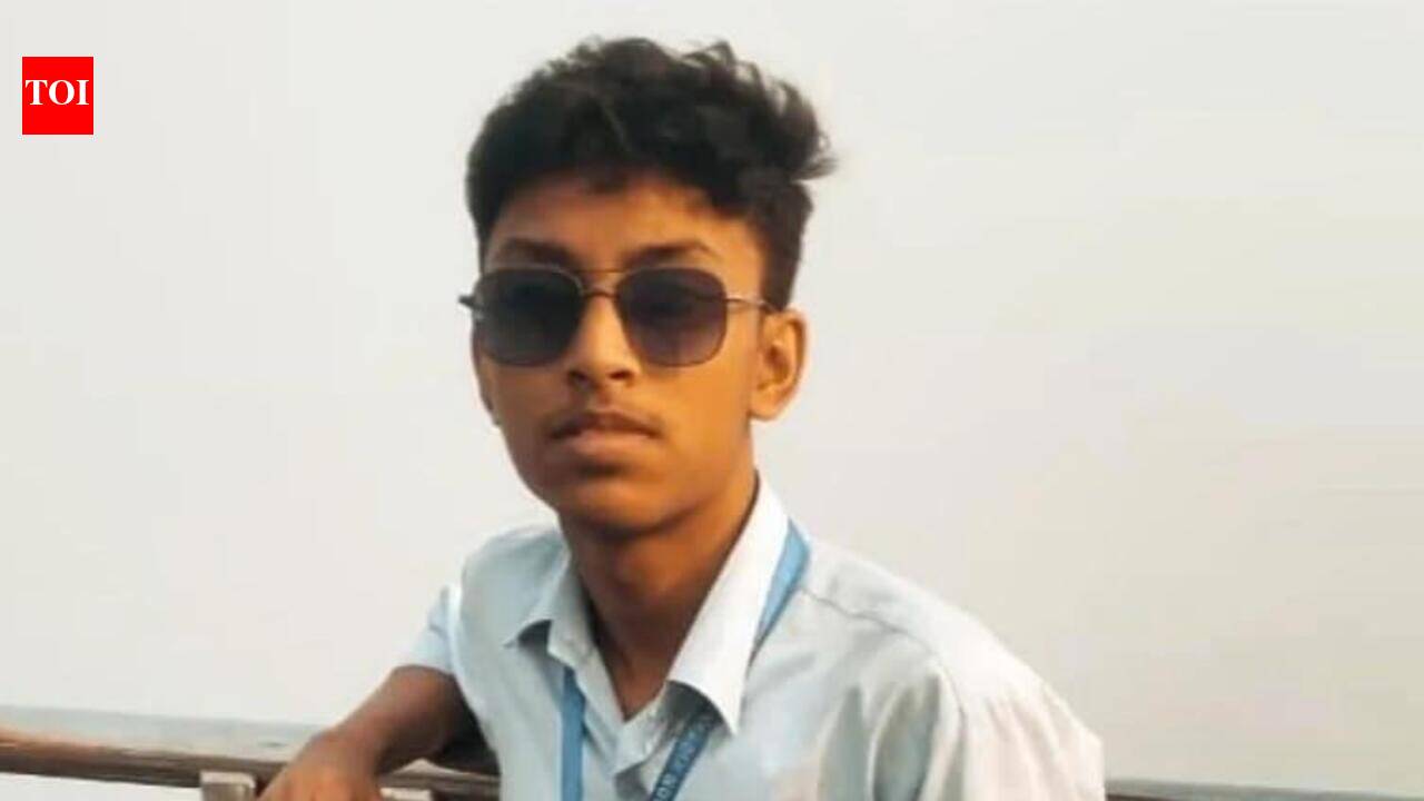 Class 12 student dies hours after gulping down scalding hot tea in school