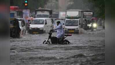 Heavy rain disrupts traffic movement in parts of Mumbai
