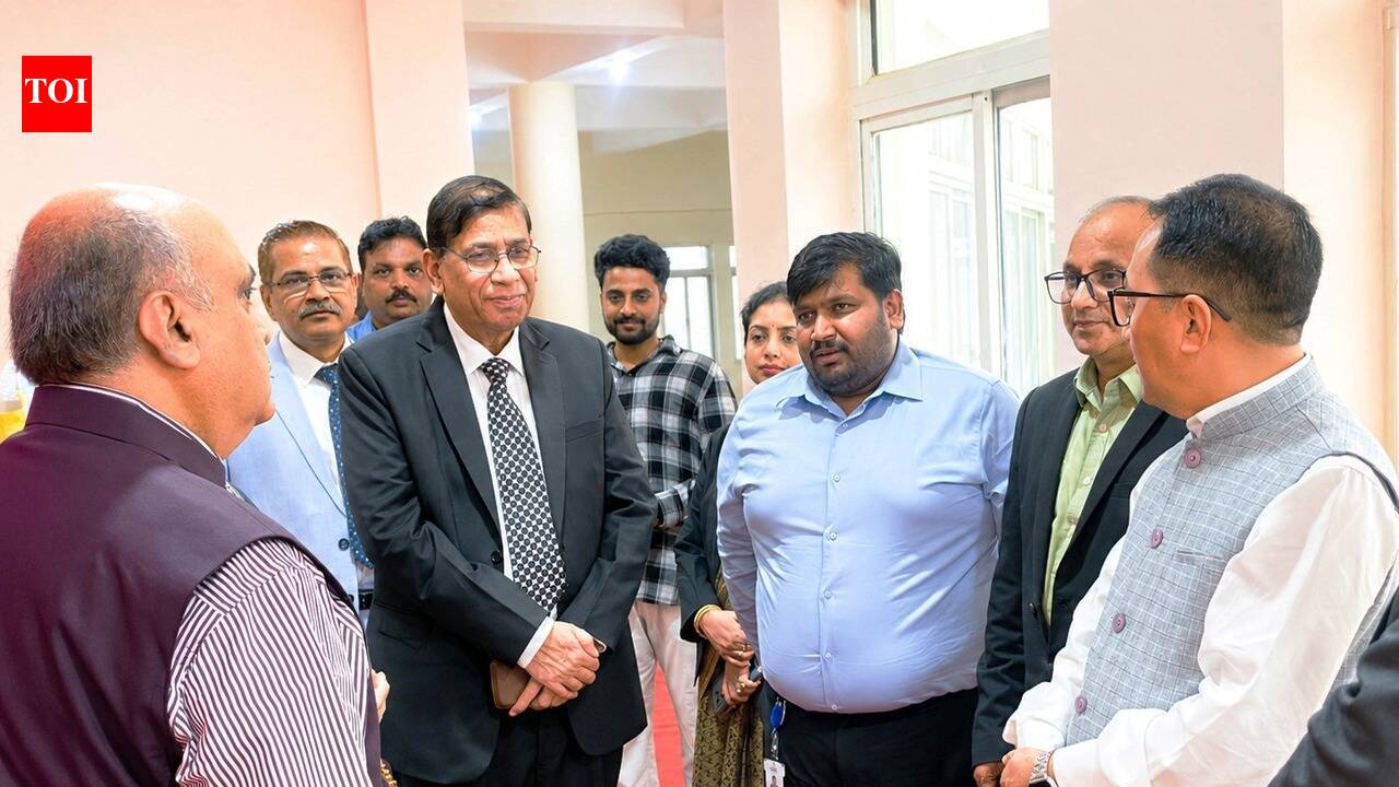 SC judge opens research unit at CNLU