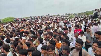 Slain dacoit cremated under tight security in Dholpur