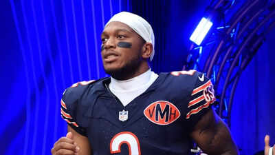 D.J. Moore bought out an entire store’s stock of his shirts in a huge gesture for Bills fans