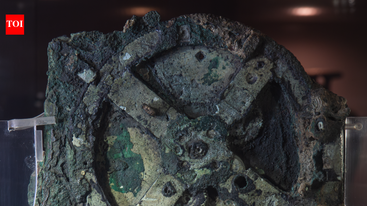 In 1900, sponge divers sheltering near Antikythera found gears that became antiquity's strangest machine