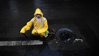 Another tragedy in Mumbai: Man falls into open manhole during civic work, dies