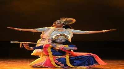 Mythology meets social consciousness in new dance-theatre ...