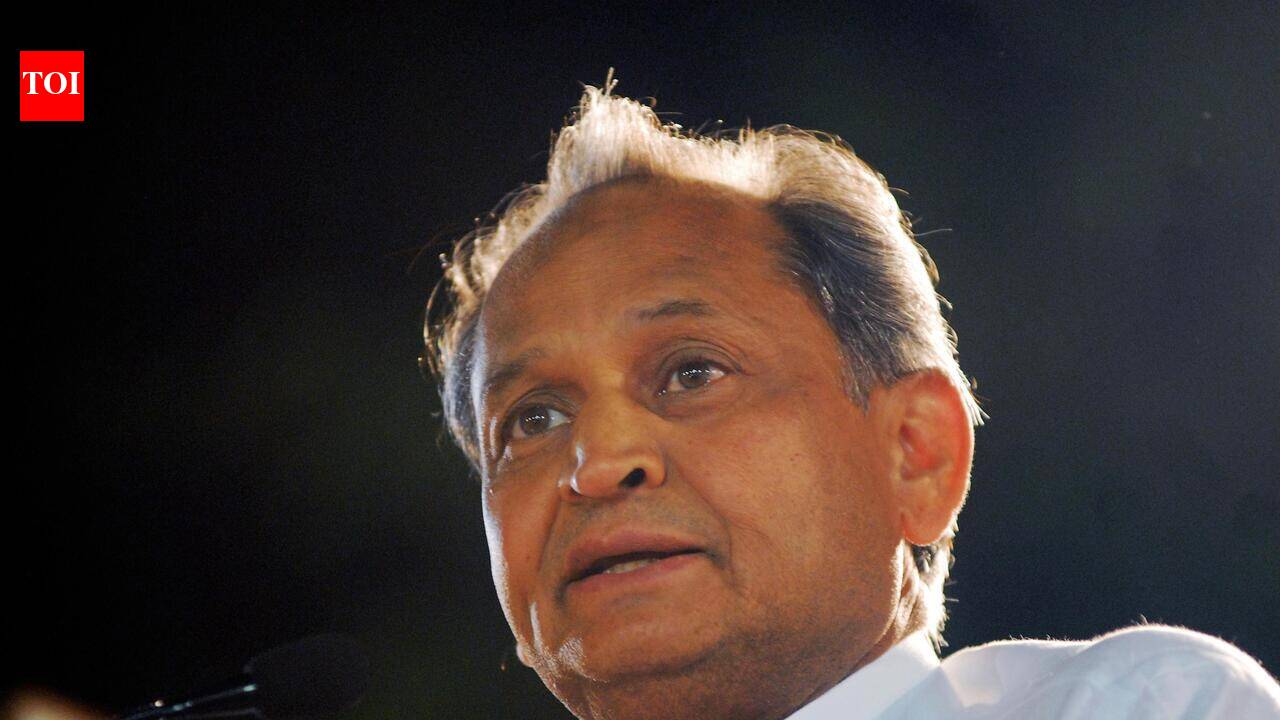 Gehlot flags ‘payment crisis’ in letter to CM