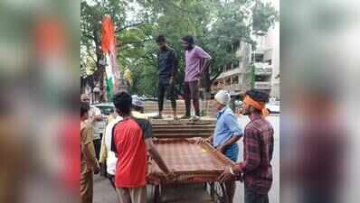 Footpaths cleared in several parts of Bengaluru, but where will vendors go?