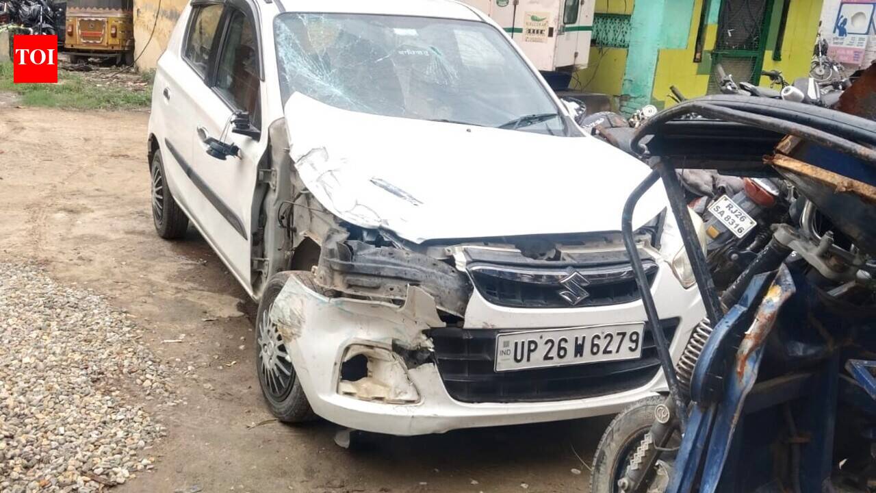 Pregnant woman dies, 5 injured as car hits auto in Pilibhit