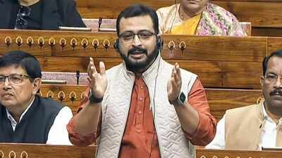 NCP (SP) MP Amol Kolhe triggers defection buzz with 'Mahayuti' remark, issues clarification later