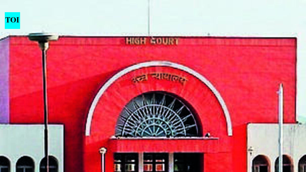 High court issues notice to Maharashtra govt on PIL seeking enhanced security for advocates