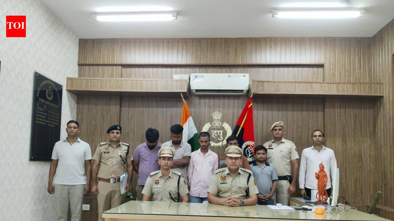 Cons use bank data to cheat cardholders, six land in Gurgaon police net
