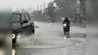 Traffic police identify 26 critical waterlogging locations across Pune city, share data with PMC for corrective measures