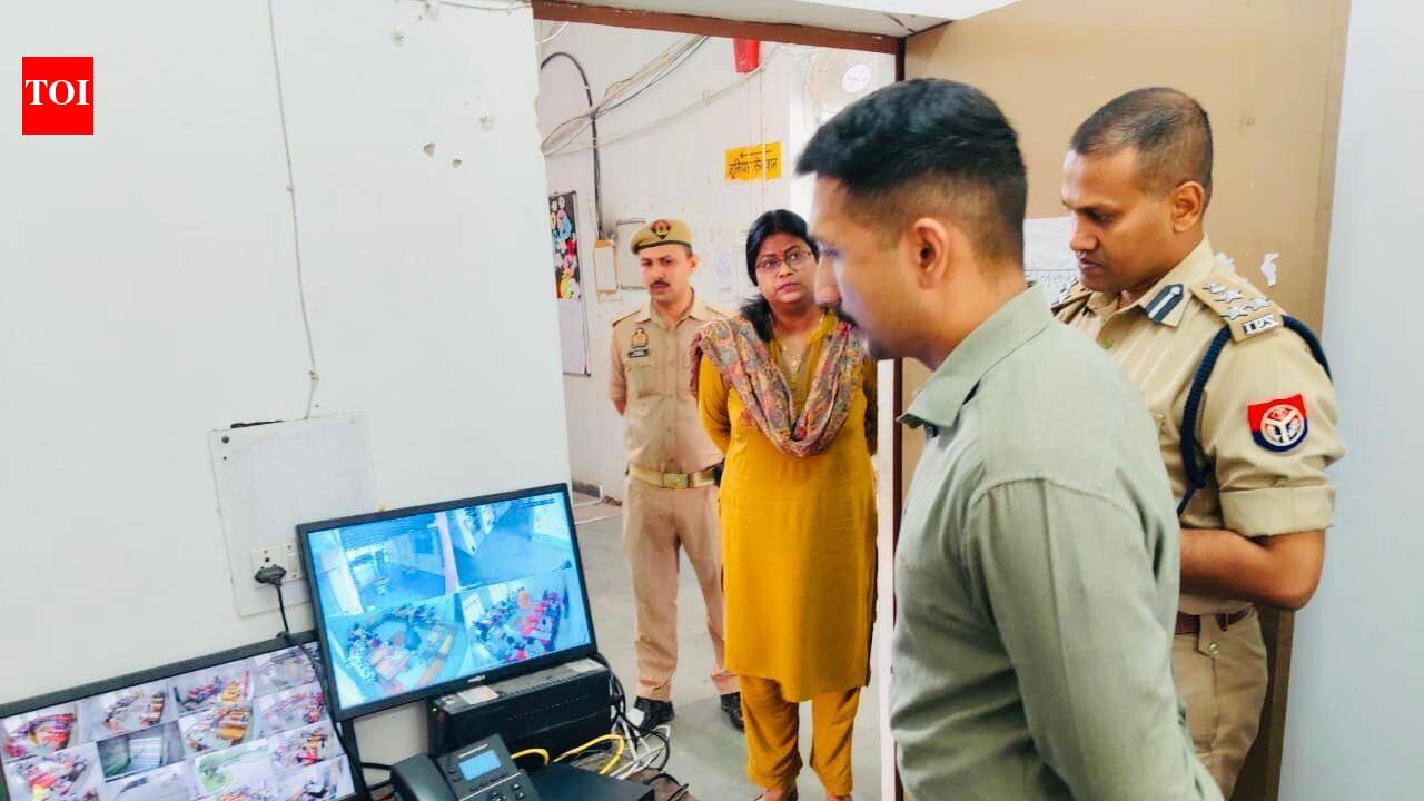 Amid tight security, city logs over 71% attendance in UPTET 2026 day 1