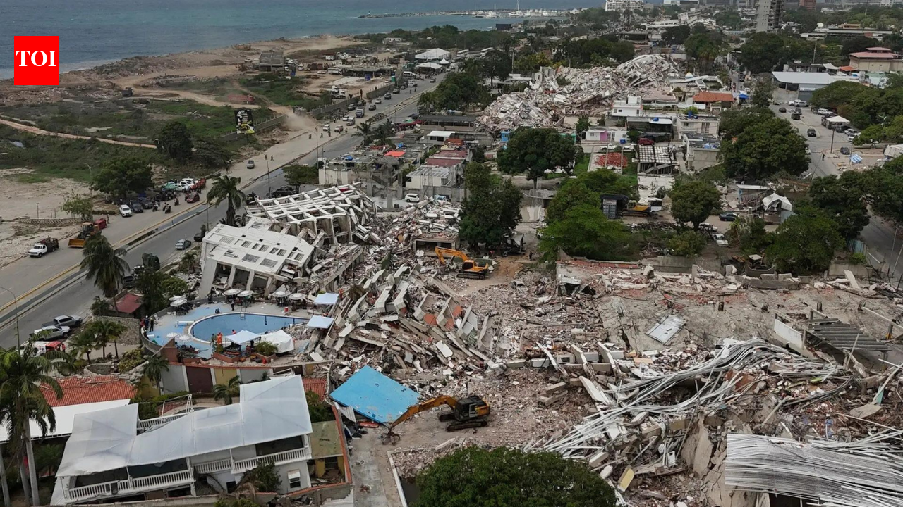 Eight days after quakes, a guard is pulled alive from Venezuelan building