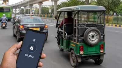 When a smartphone can disturb traffic: Delhi e-rickshaw drivers fear battery app exploit