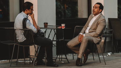 Psychology suggests people who chat with strangers in small ways aren’t ...