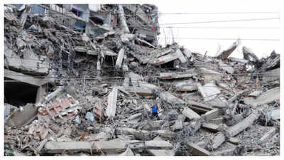 Why are disaster teams intentionally releasing "cockroach drones" into ruined buildings?