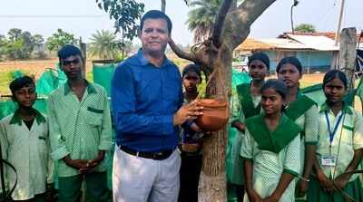 Dumka school empowers students to protect birds with ‘dana-paani’ initiative