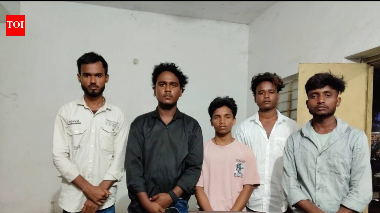 Hazaribag police raid 108 locations, detain 59 for verification in anti-eve-teasing drive