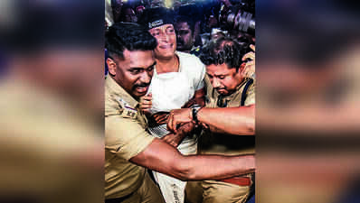 Kerala HC stays proceedings in case against businessman Bobby Chemmanur for sexually coloured remarks