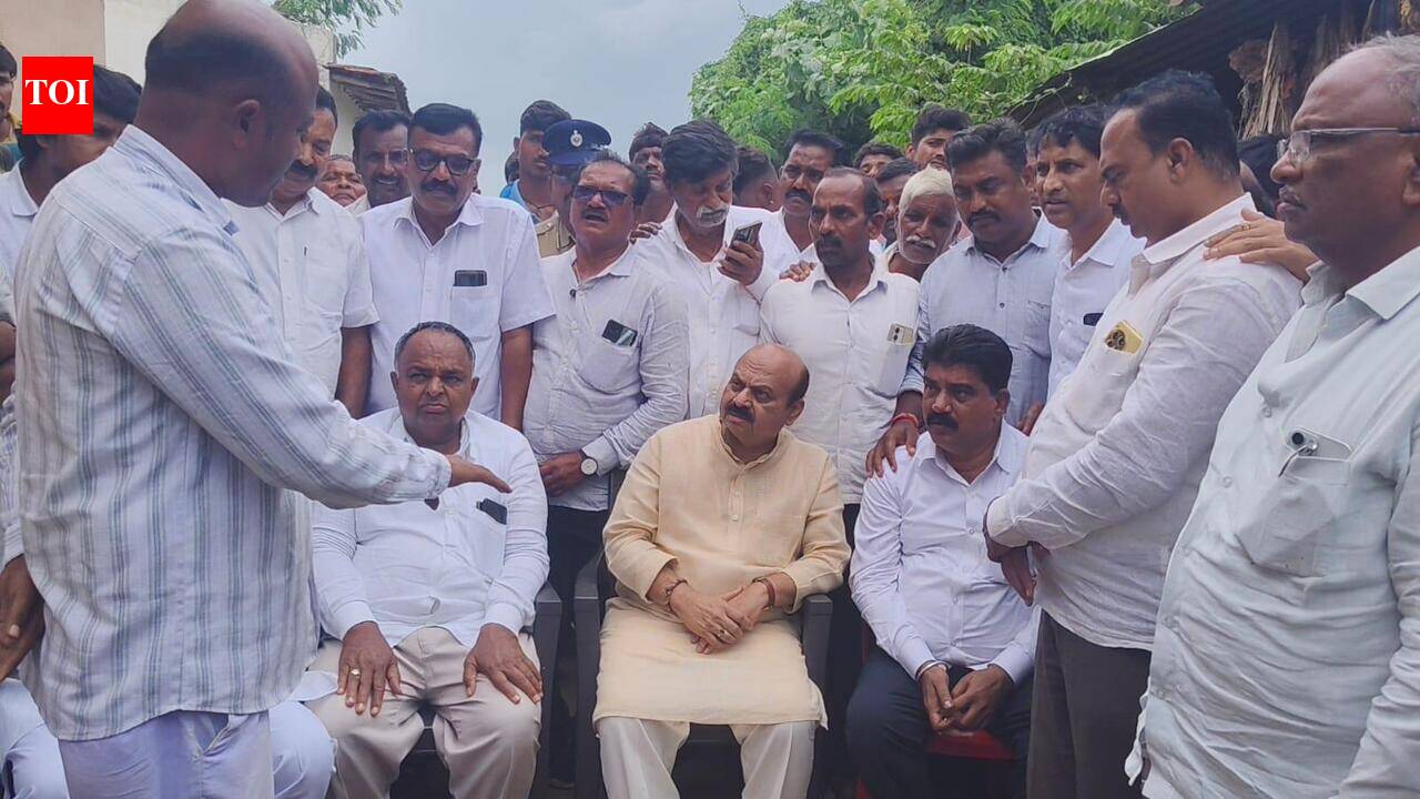 Naregal clash: Bommai demands SIT probe, action against cops