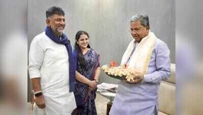 As speculation grows over his silence, DKS meets Siddaramaiah