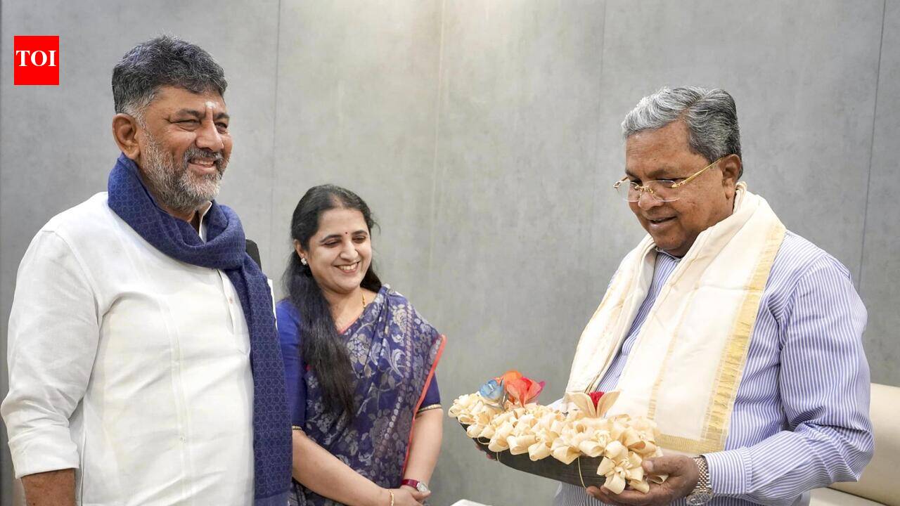 As speculation grows over his silence, DKS meets Siddaramaiah