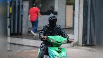 City sees light rain, more showers ahead