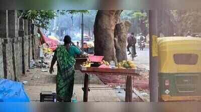 Fearing civic crackdown, street vendors in Bengaluru clear footpaths ahead of drive