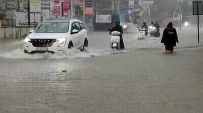 Monsoon progress covers central Gujarat, brings down temperature in Ahmedabad