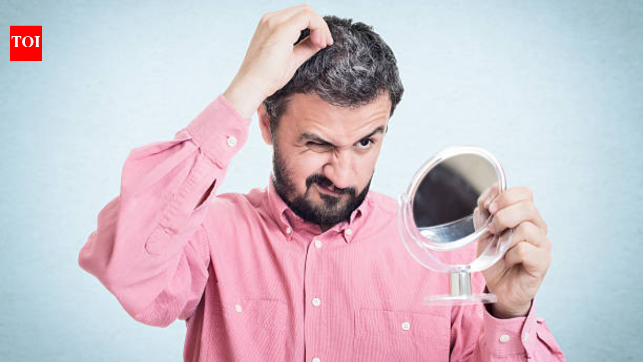 Vitamin, mineral deficiency linked to premature gray hair, research shows