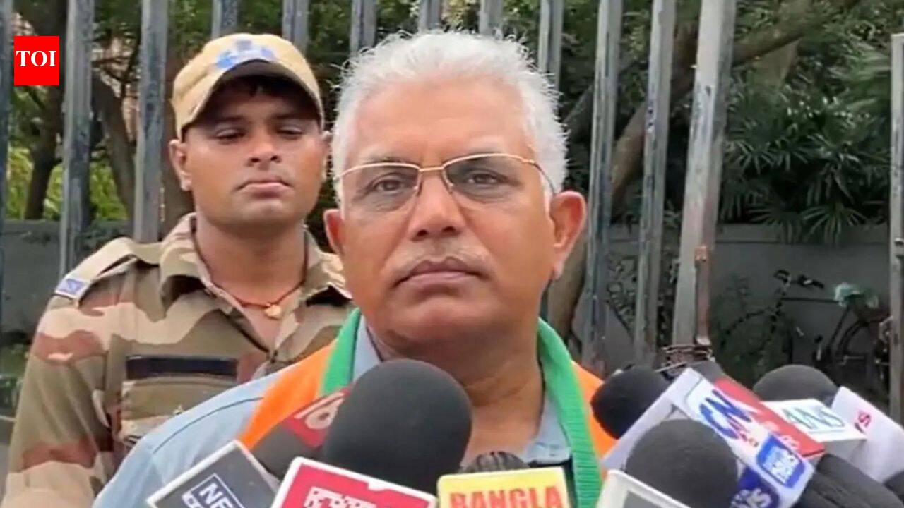 'TMC's internal matter': TMC leader Dilip Ghosh on rebel faction's takeover of party headquarters