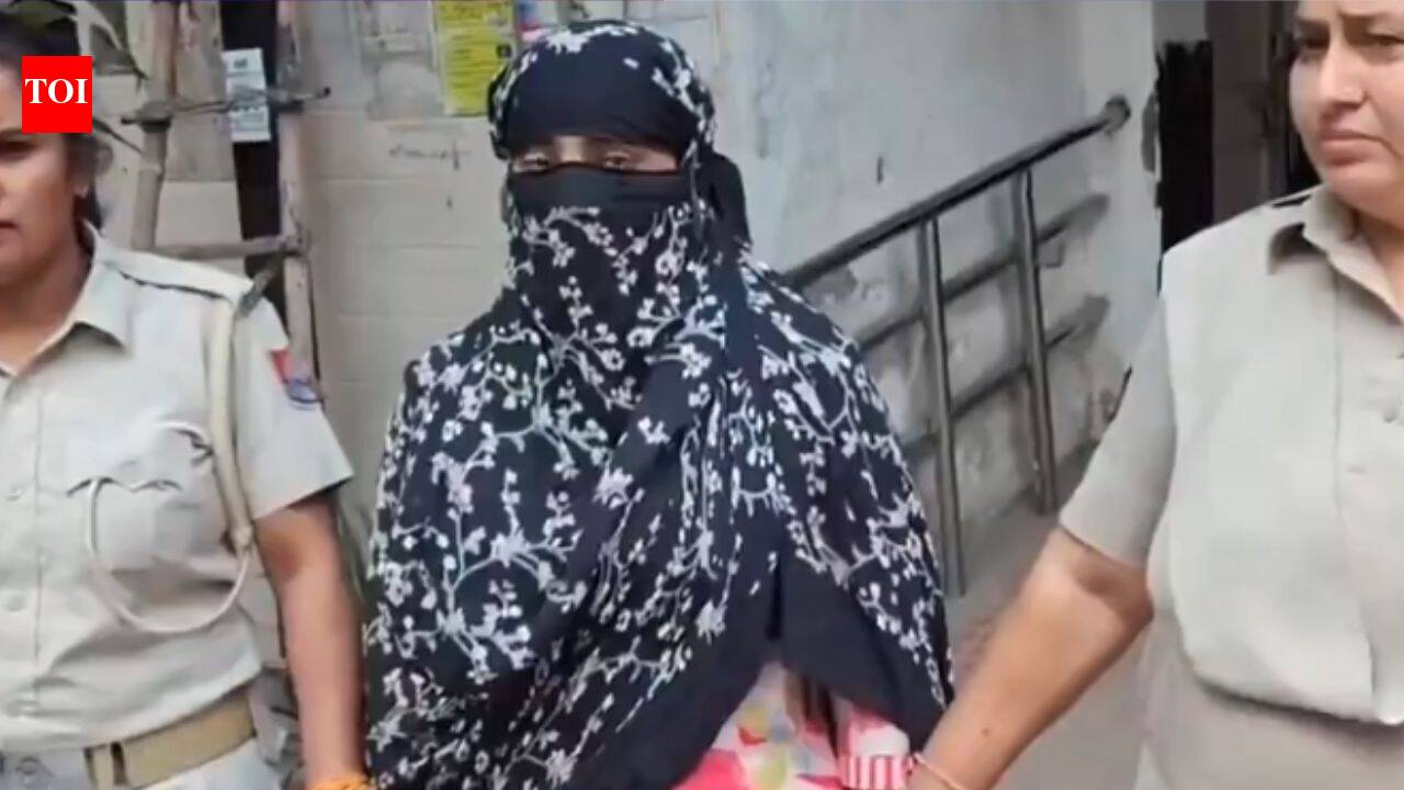 'Strangled with dupatta': Delhi woman kills husband in front of mother-in-law