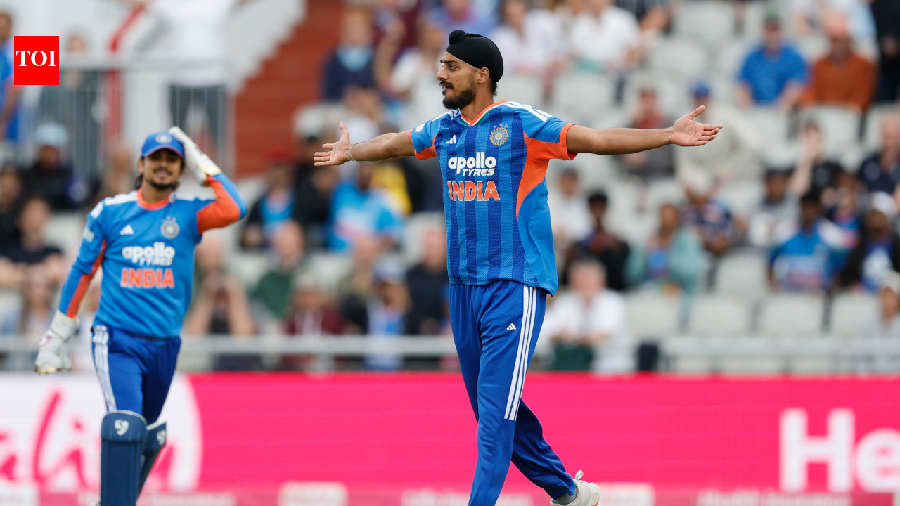 IND vs ENG 2nd T20I LIVE: Axar Patel breaks partnership, removes Harry Brook