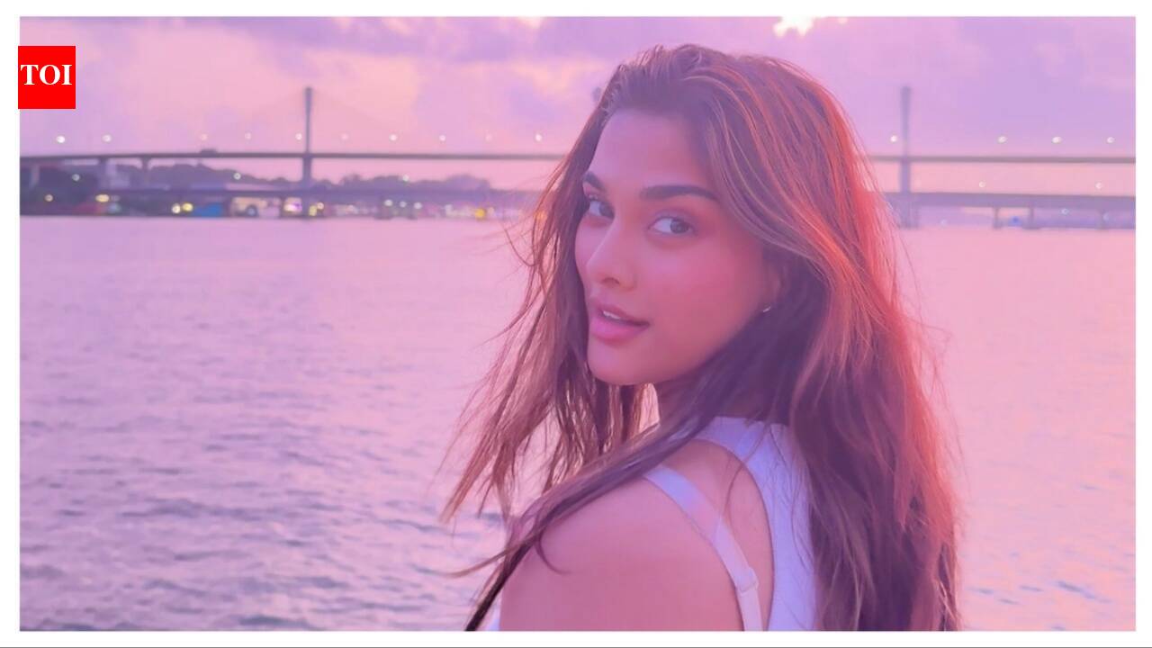 https://static.toiimg.com/thumb/msid-132179080,width-1280,height-720,resizemode-6,overlay-toi_sw,pt-32,y_pad-600/photo.jpg