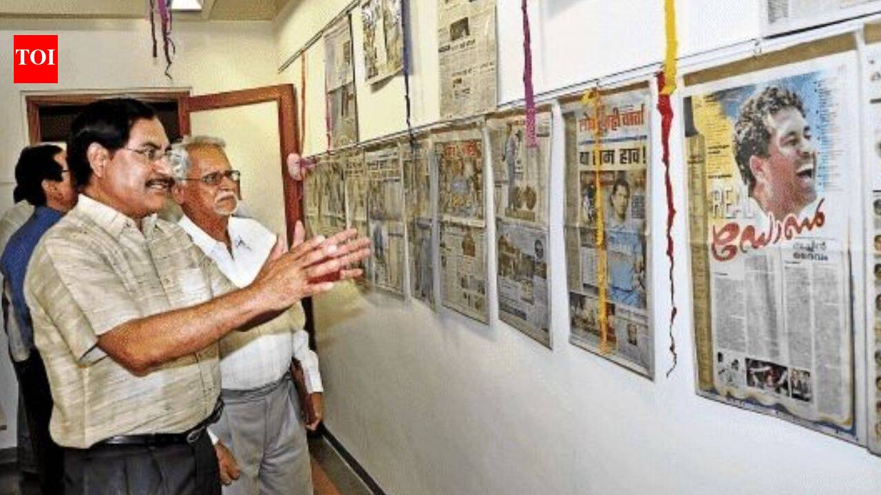 In yellowed pages of pasti, these Ahmedabad men keep yesterdays alive