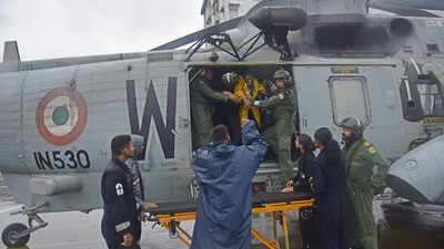 Despite rough weather, Indian Navy’s helicopter evacuates injured sailor from ship off Mumbai coast