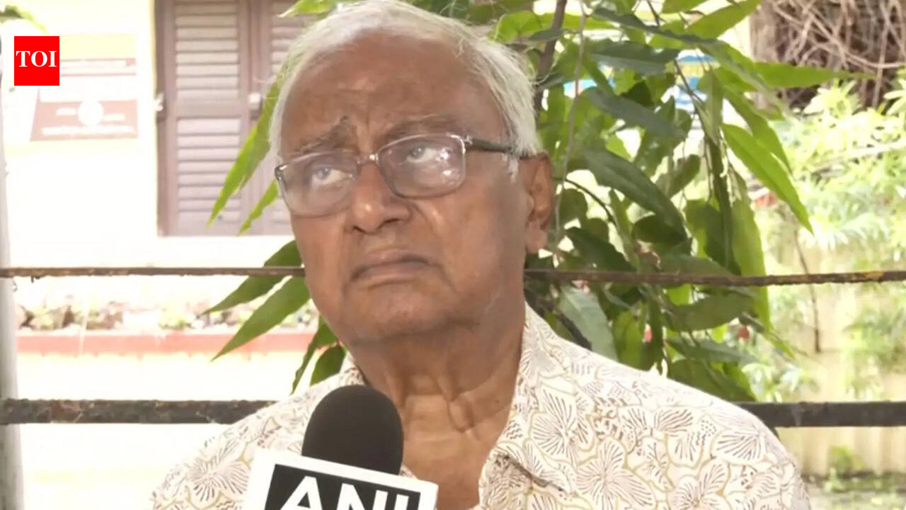 'BJP taking over our offices across Bengal': Mamata faction's Saugata Roy after rebels 'lock' TMC's Kolkata premises